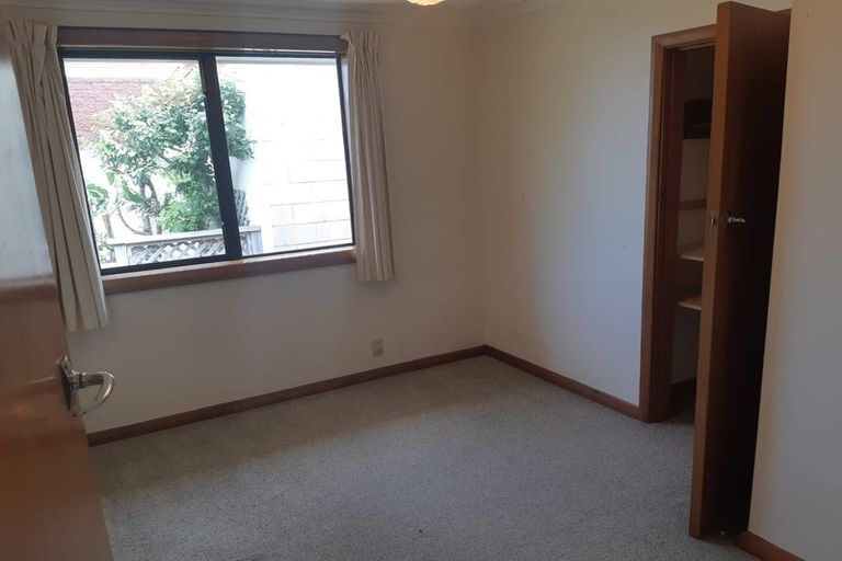 Photo of property in 3 Glendevon Place, Vauxhall, Dunedin, 9013