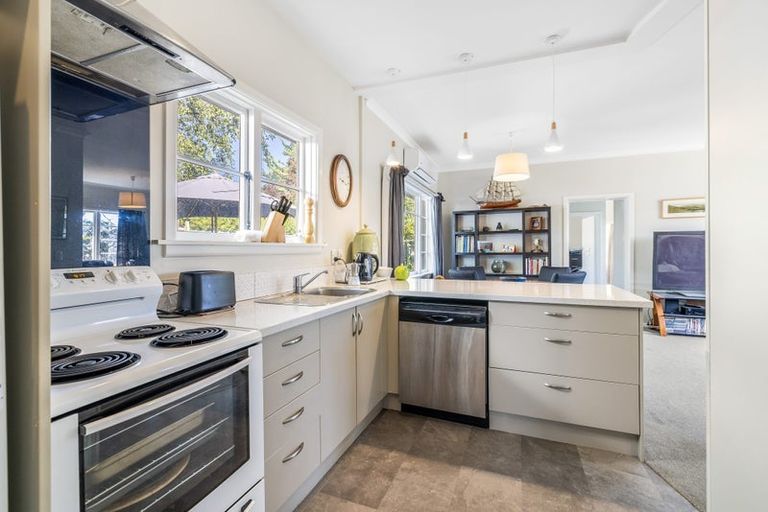 Photo of property in 1/61 Searells Road, Strowan, Christchurch, 8052