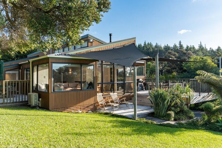 Photo of property in 14 Saint Anne Road, Waipu, 0582