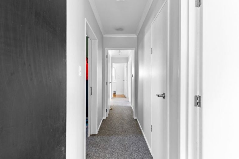 Photo of property in 33 Lower High Street, Marton, 4710