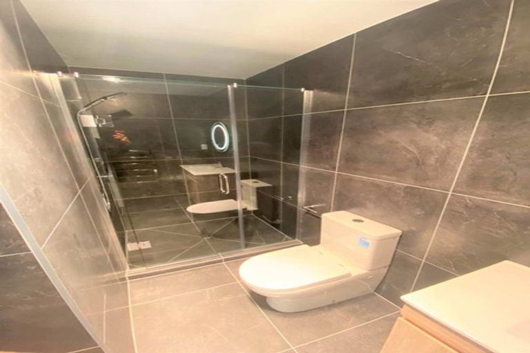 Photo of property in 3/10 Rimu Street, New Lynn, Auckland, 0600