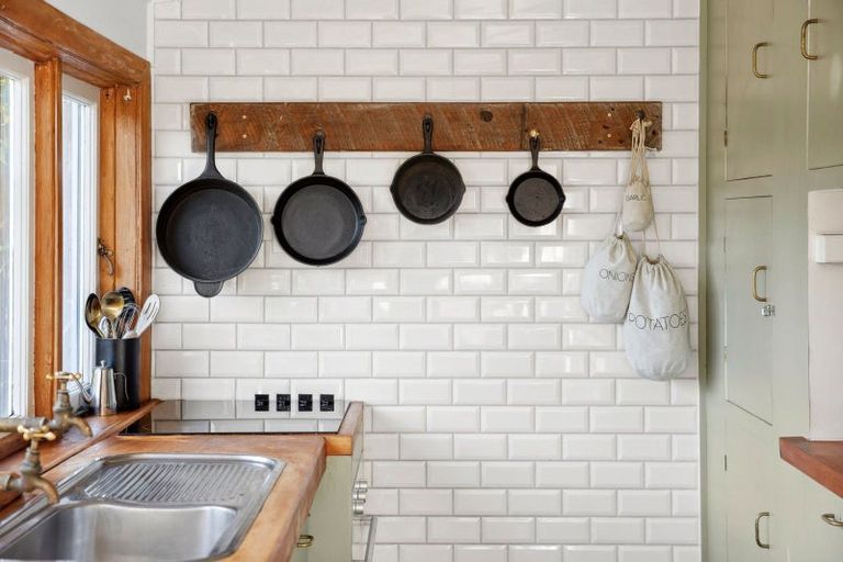 Photo of property in 109 Shakespeare Street, Leamington, Cambridge, 3432