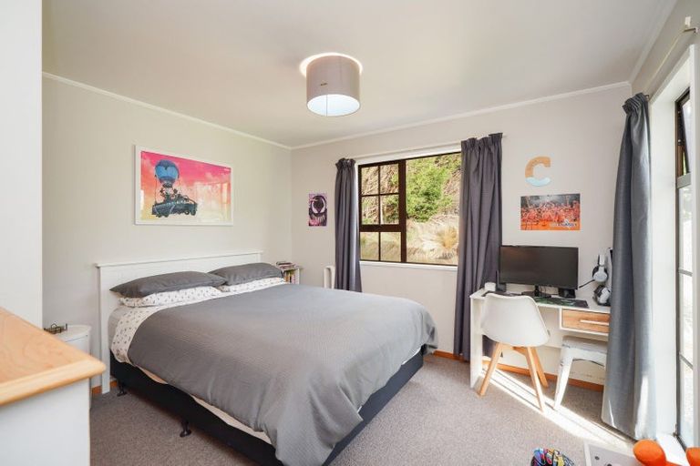 Photo of property in 137 Dunns Road, Otatara, Invercargill, 9879