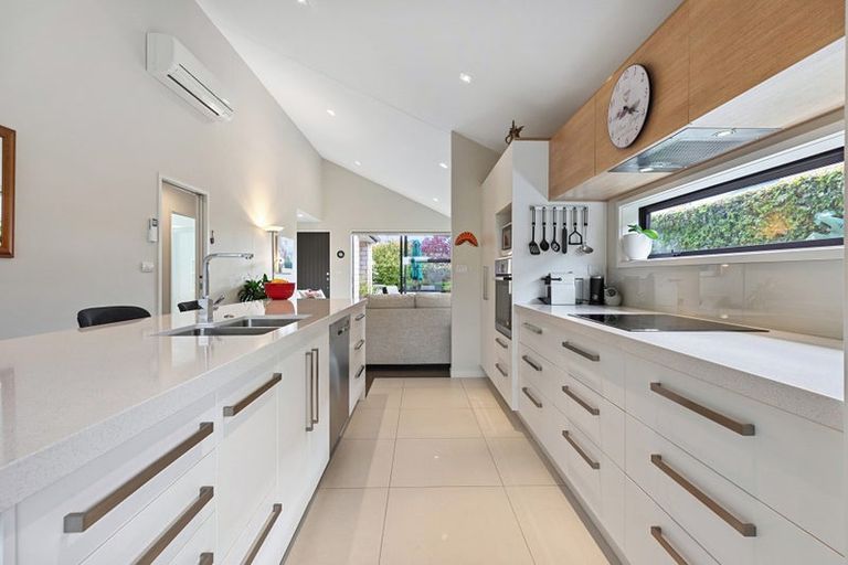 Photo of property in 4 Saint Pauls Drive, Brookfield, Tauranga, 3110