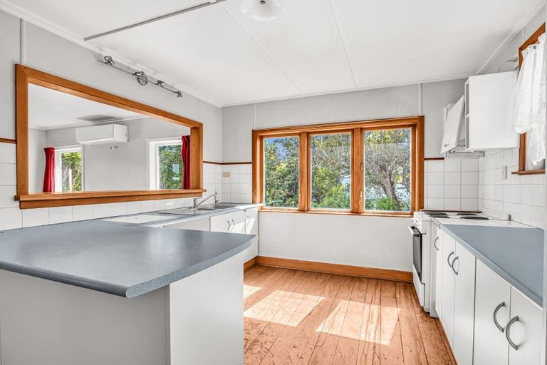 Photo of property in 15 Glenfield Road, Owhata, Rotorua, 3010