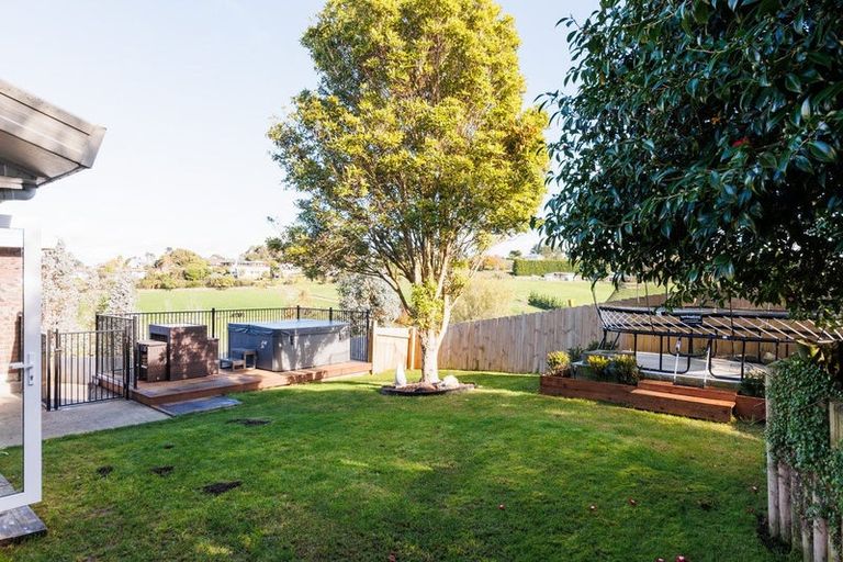 Photo of property in 35 Park View Avenue, Feilding, 4702