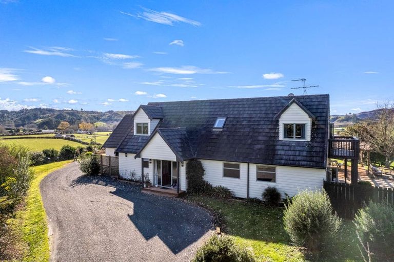 Photo of property in 162 White Road, Hunua, Papakura, 2583