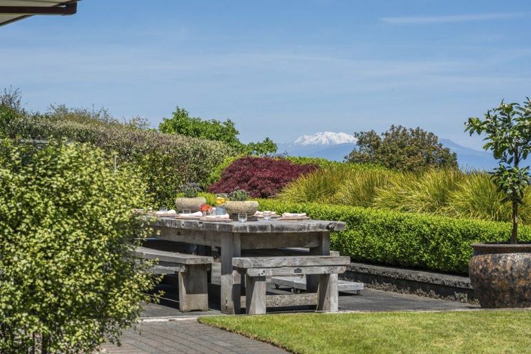 Photo of property in 22 Fairview Terrace, Waipahihi, Taupo, 3330