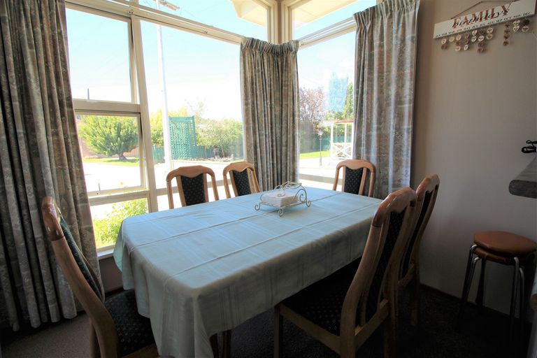 Photo of property in 108 Russell Street, Alexandra, 9320