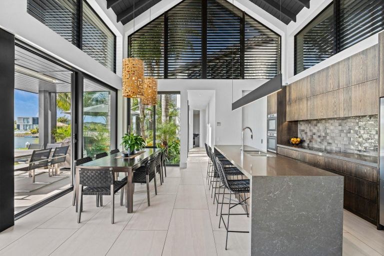 Photo of property in 3 Kuaka Grove, One Tree Point, 0118