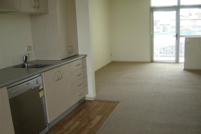 Photo of property in 7/54 Champion Street, Edgeware, Christchurch, 8013