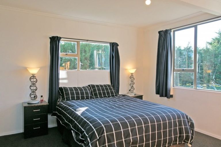 Photo of property in 1197 North Makarewa Grove Bush Road, Grove Bush, Invercargill, 9876