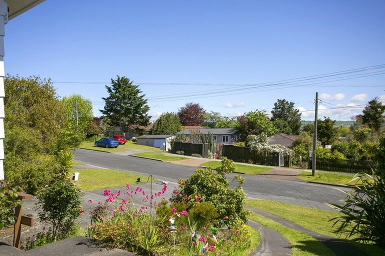 Photo of property in 2/17 Cumberland Street, Tauhara, Taupo, 3330