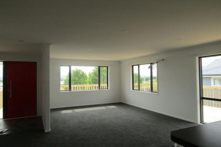 Photo of property in 293 Tauhara Ridge Drive, Richmond Heights, Taupo, 3330