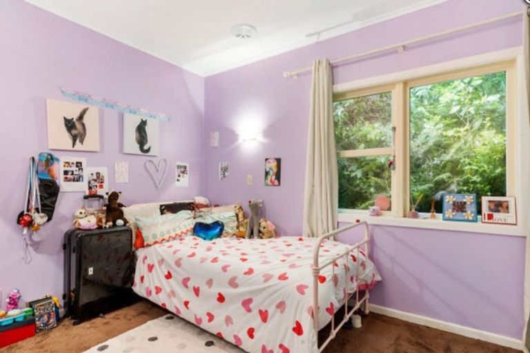 Photo of property in 34 Richmond Avenue, Karori, Wellington, 6012