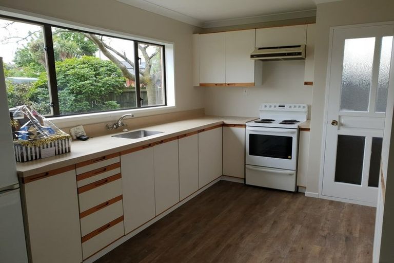 Photo of property in 1/87 Frankleigh Street, Somerfield, Christchurch, 8024