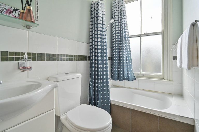 Photo of property in 903 Nelson Street North, Mahora, Hastings, 4120