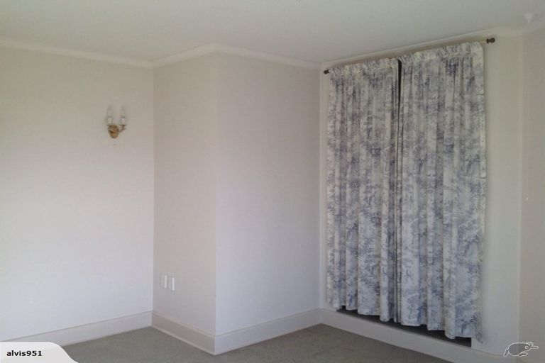 Photo of property in 1-12/48 The Bay Hill, Timaru, 7910