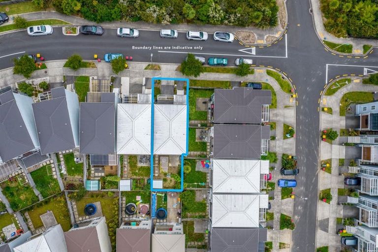 Photo of property in 28 Fernly Rise, Flat Bush, Auckland, 2019