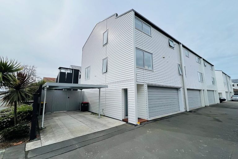 Photo of property in 1/86 Springfield Road, St Albans, Christchurch, 8014