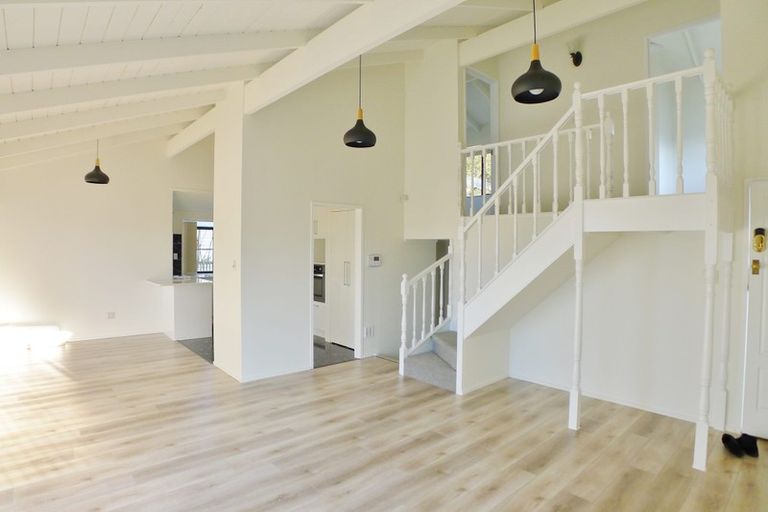 Photo of property in 83 Hobsonville Road, West Harbour, Auckland, 0618