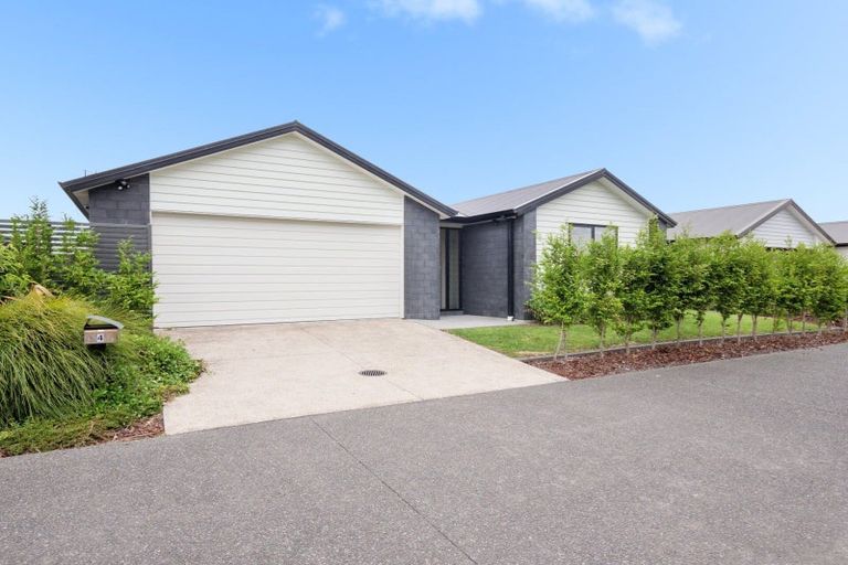 Photo of property in 4 Shannon Lane, Pyes Pa, Tauranga, 3112