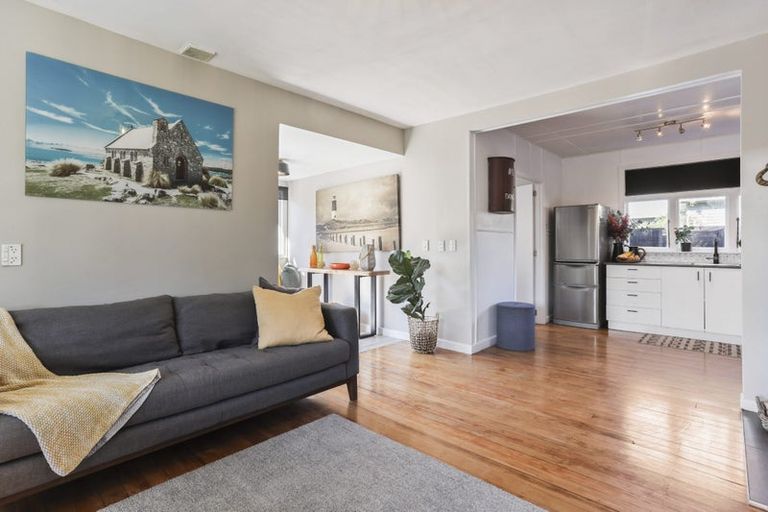 Photo of property in 178a High Street, Oxford, 7430