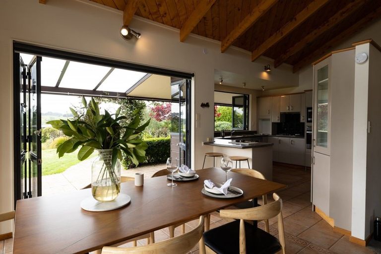 Photo of property in 1475 State Highway 16, Waimauku, 0883