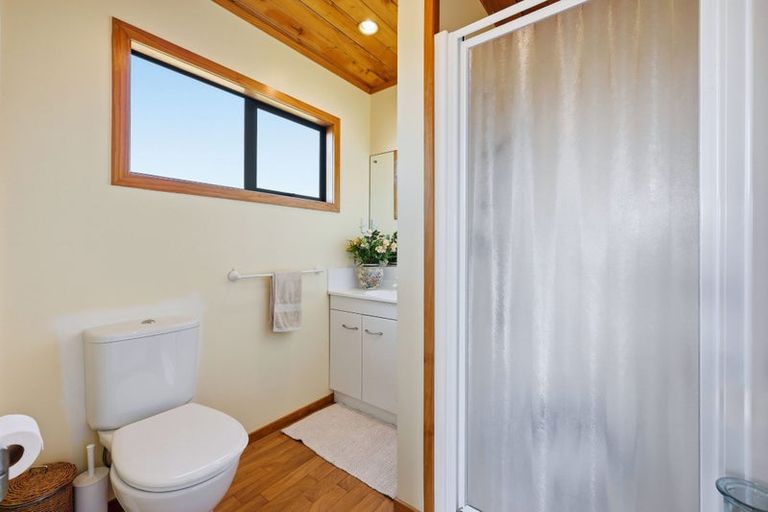 Photo of property in 166 Torkar Road, Clarks Beach, 2122