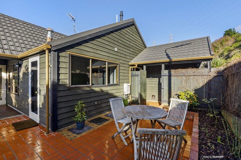 Photo of property in 20 Downing Street, Crofton Downs, Wellington, 6035