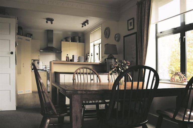 Photo of property in 62 Clarence Street, Brooklyn, Wellington, 6021