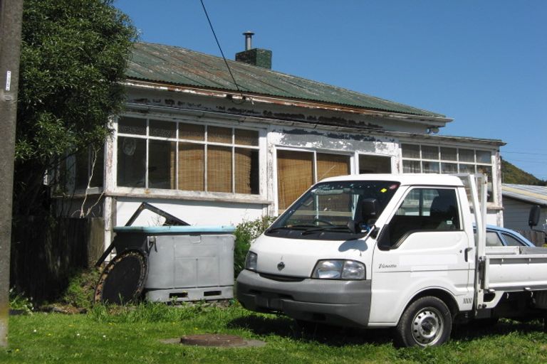 Photo of property in 44 South Terrace, Picton, 7220