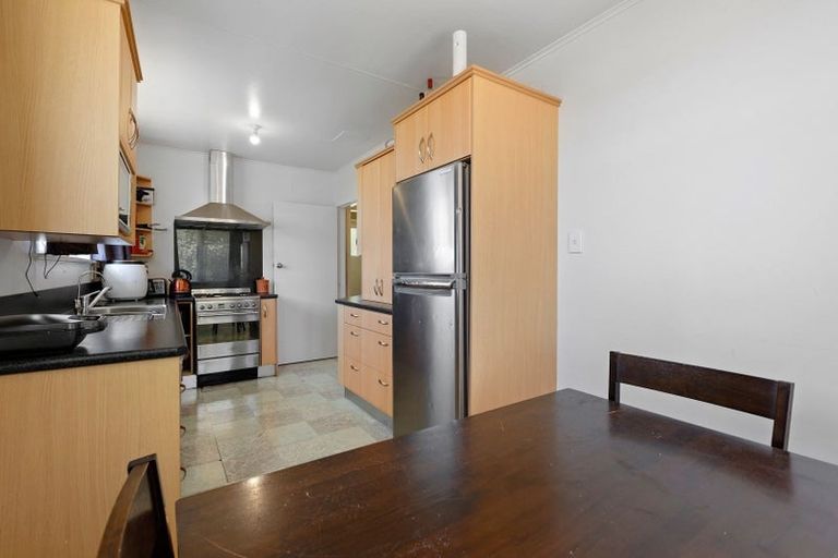 Photo of property in 84 Wrantage Street, Westown, New Plymouth, 4310