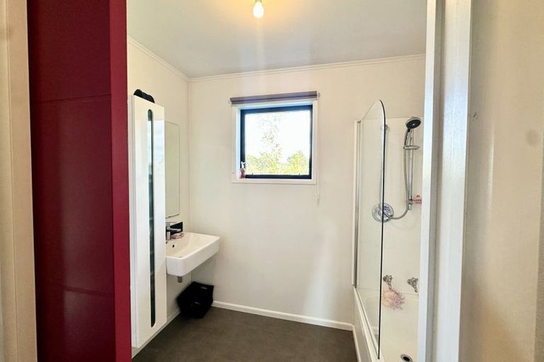 Photo of property in 8 Ruru Avenue, Otatara, Invercargill, 9879