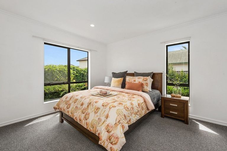 Photo of property in 21 Nielsen Gardens, Rototuna, Hamilton, 3210