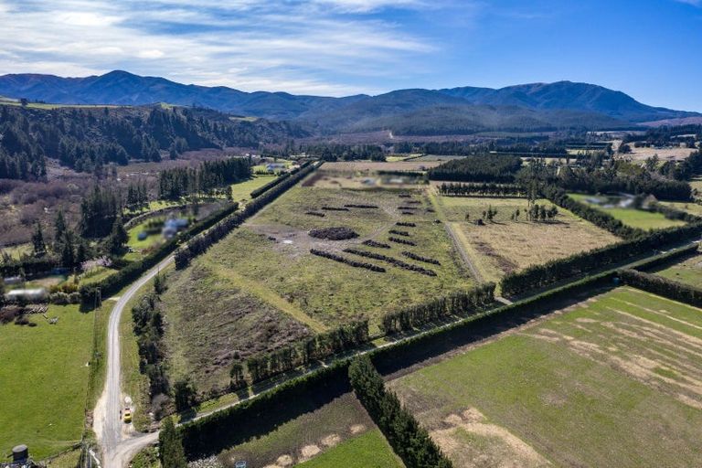 Photo of property in 1 Feathers Road, Loburn, 7472