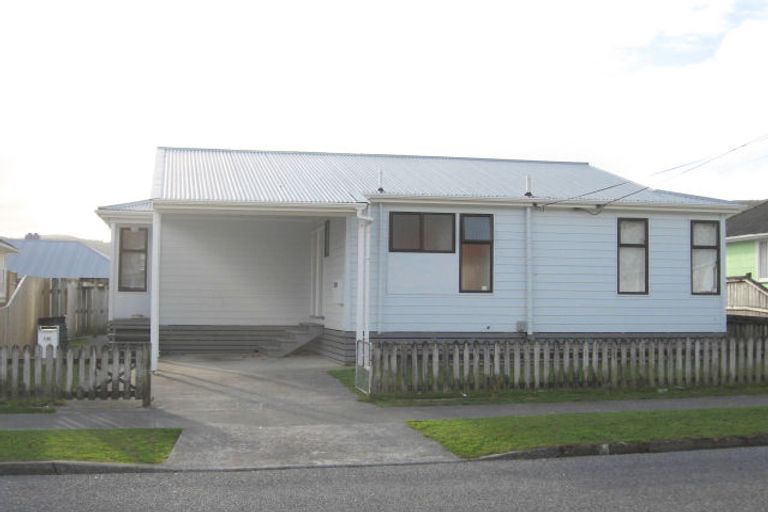 Photo of property in 1/35 Strand Crescent, Naenae, Lower Hutt, 5011