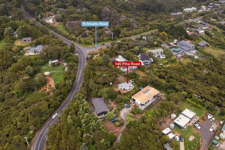 Photo of property in 145 Piha Road, Piha, New Lynn, 0772