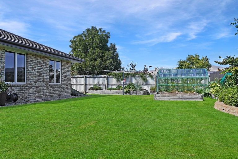 Photo of property in 6 Greenfield Place, Twizel, 7901