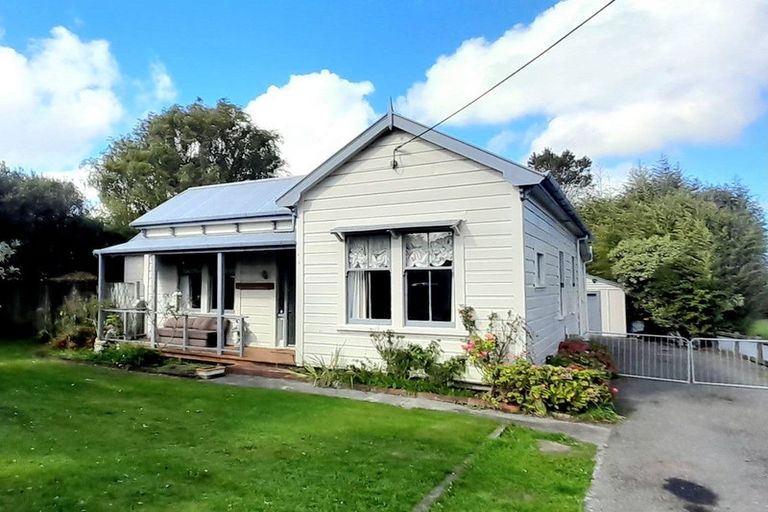 Photo of property in 233 Makino Road, Feilding, 4702