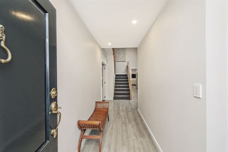 Photo of property in 36 Jacksons Road, Lyttelton, 8082