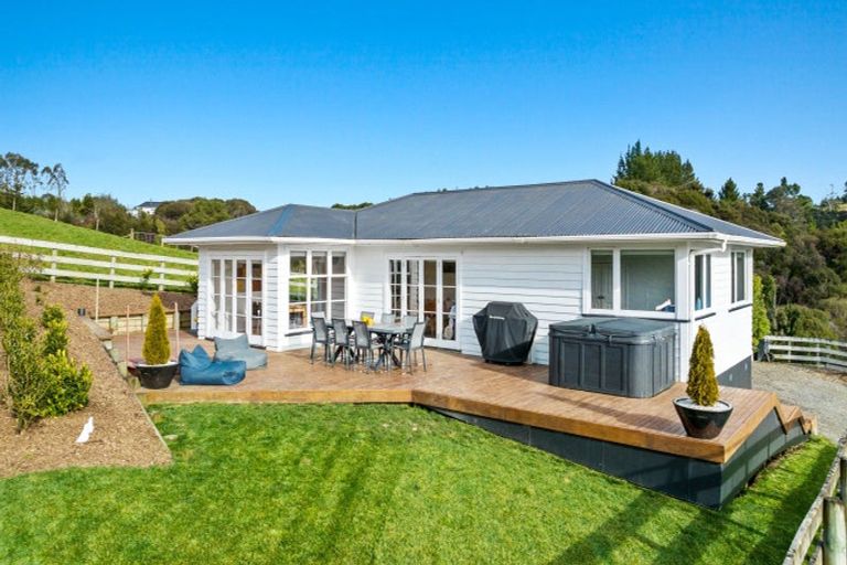 Photo of property in 484 Kanohi Road, Kaukapakapa, 0873