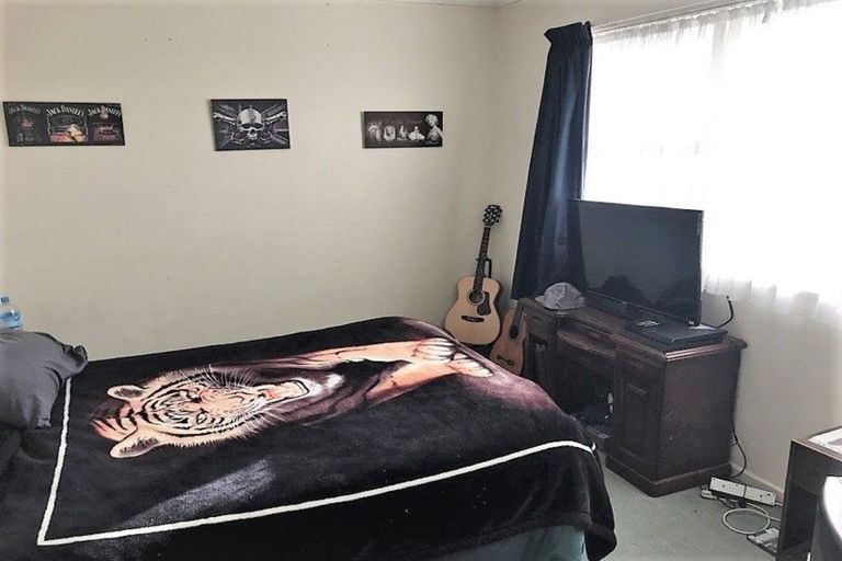 Photo of property in 10 Tuakau Road, Pukekohe, 2120