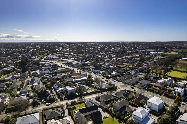 Photo of property in 5 Elmwood Road, Strowan, Christchurch, 8052