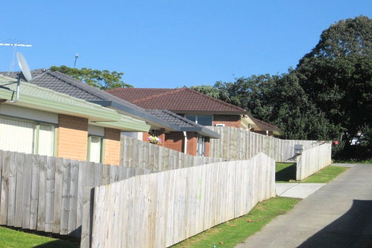 Photo of property in 59 Castlefinn Drive, Weymouth, Auckland, 2103