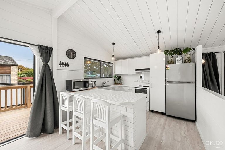 Photo of property in 99 Gibbons Street, Ebdentown, Upper Hutt, 5018