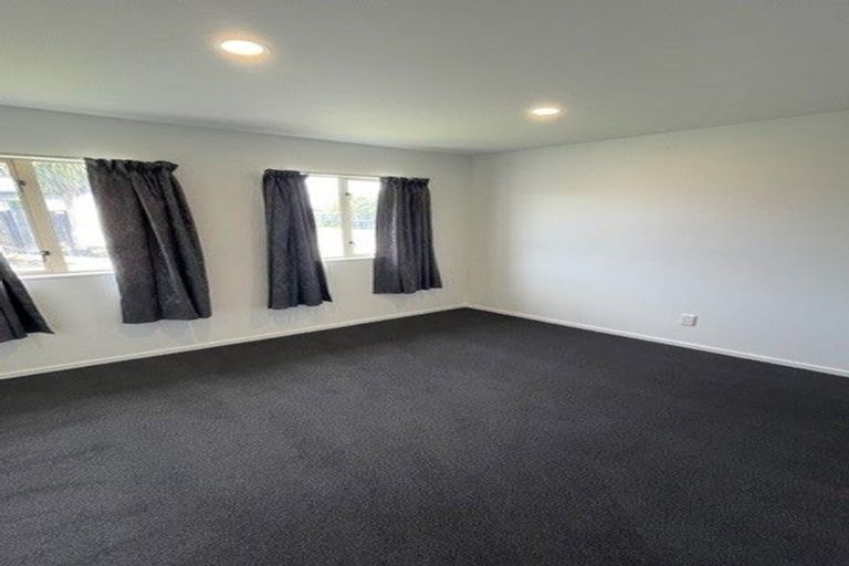 Photo of property in 9 Ashtead Lane, Sockburn, Christchurch, 8042