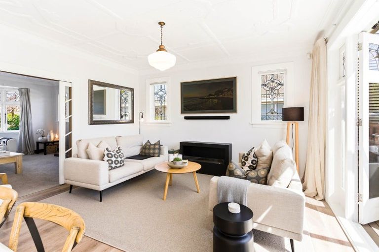 Photo of property in 17 Wycolla Avenue, Saint Clair, Dunedin, 9012