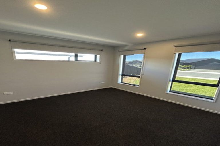 Photo of property in 8 Grimwood Street, Woodend, 7610