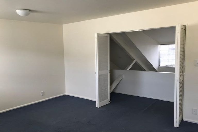 Photo of property in Hopper Street Apartments, 11/20 Hopper Street, Mount Cook, Wellington, 6011